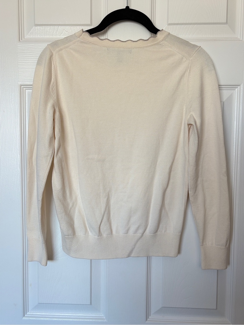 Banana Republic Ivory Scallop Trim Crewneck Sweater XS Soft Knit Classic - Picture 5 of 6